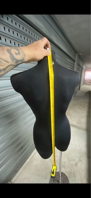 Busto Donna  in Vetroresina con base in ferro nero