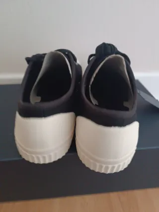 Zapatillas Fred Perry Negras y Blancas