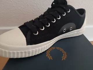 Zapatillas Fred Perry Negras y Blancas