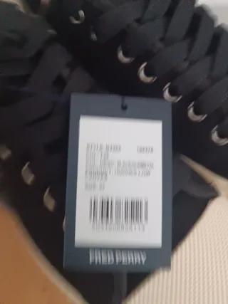 Zapatillas Fred Perry Negras y Blancas