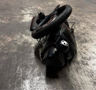 Volante Logitech Driving Force Pro