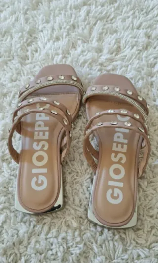 Sandalias Gioseppo