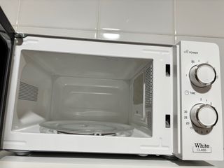 Microondas Orbegozo Blanco