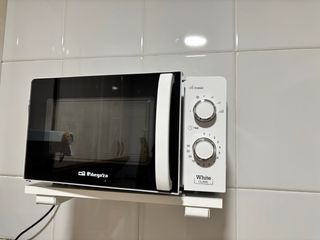 Microondas Orbegozo Blanco