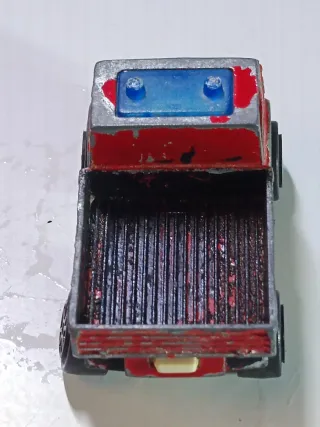 CAMION MERCEDES BENZ UNIMOG 1/64 MAJORETTE