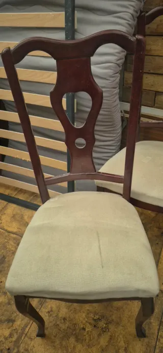 4 Sillas de Comedor Madera y Tela