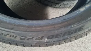 Neumático 315/30 R22Y
