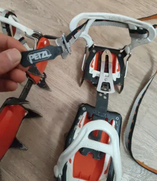 Crampones Petzl Vasak