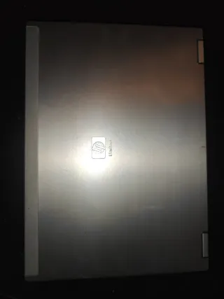 HP Elitebook Portátil Plata y Negro