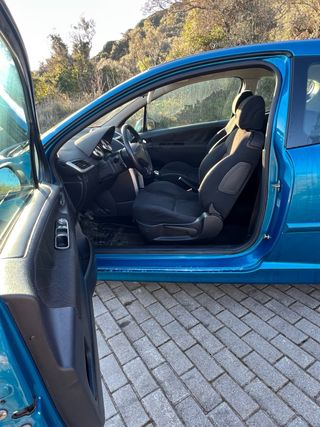 Peugeot 207 2007