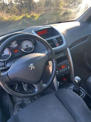Peugeot 207 2007