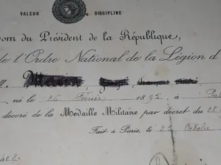 1928 Diploma Medalla Militar Francesa París LEGION