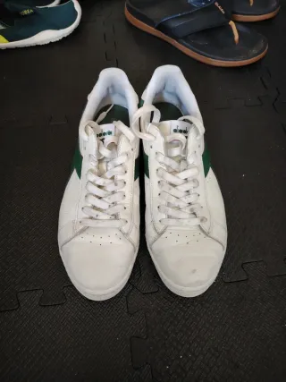 Zapatillas Diadora Blancas y Verdes