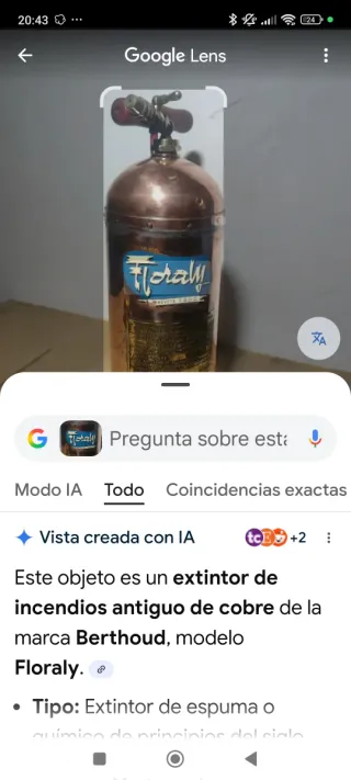 Extintor antiguo cobre Floraly Berthoud