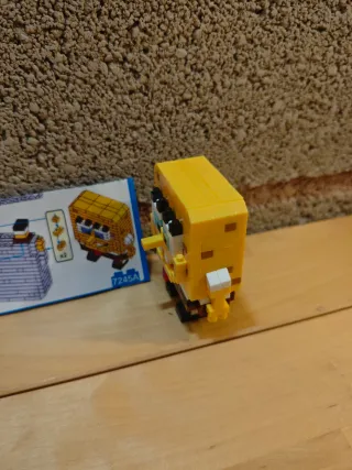 Figura de Bob Esponja de bloques – GRATIS