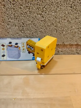 Figura de Bob Esponja de bloques – GRATIS