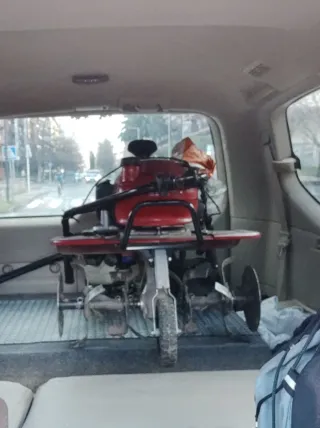 Motoazada Honda F220 Roja