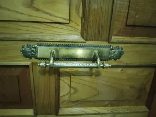 Puerta de roble macizo