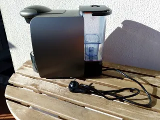 Cafetera Bosch Tassimo con dispensador