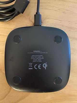 Cargador Inalámbrico Celularline Negro