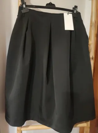 Falda Zara Pliegues Bolsillos Laterales