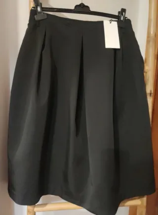 Falda Zara Pliegues Bolsillos Laterales