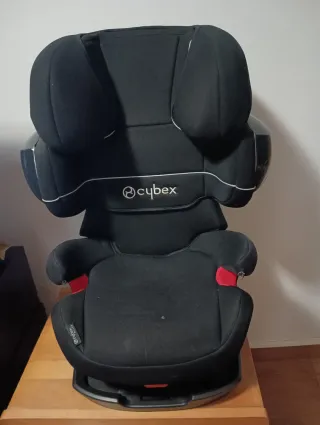 Silla de coche Cybex negra