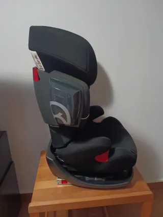 Silla de coche Cybex negra