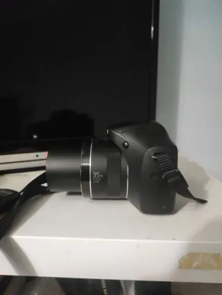 Cámara Sony Cybershot DSC-H300