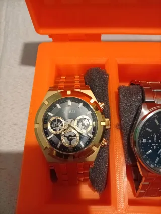 Lote 4 Relojes Guess, Seiko, Lotus, Daytona