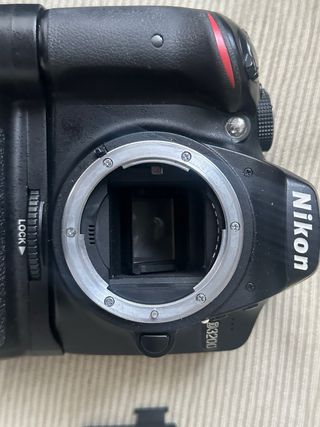 Nikon D3200 solo cuerpo