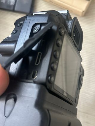 Nikon D3200 solo cuerpo