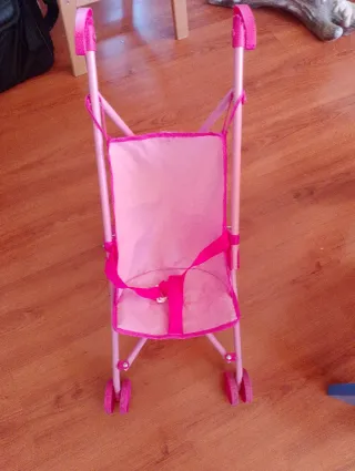Sillita de juguete para muñecas rosa