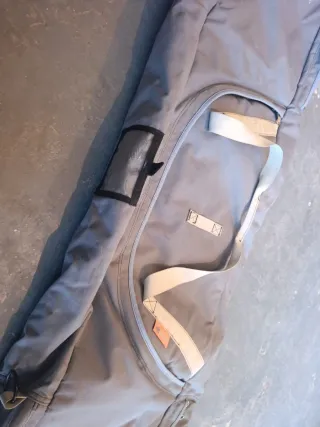 Funda tabla snowboard con ruedas