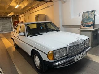 Mercedes-Benz w123 300d 1981