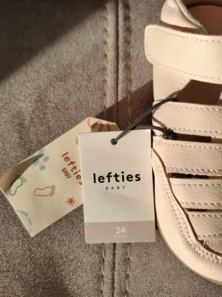 Sandalias barefoot cerradas para bebé