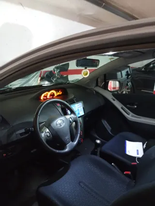 Toyota Yaris 2009