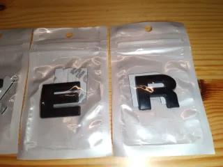 Insignias Logo Dacia Duster Negras