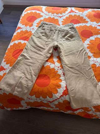Pantalón de pana beige ancho
