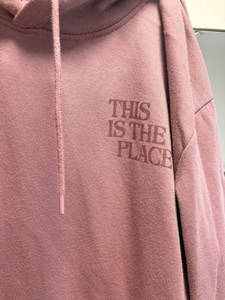 Sudadera rosa talla XL con texto