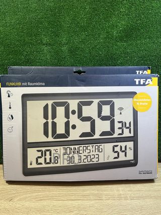 Orologio da Parete Digitale TFA Dostmann