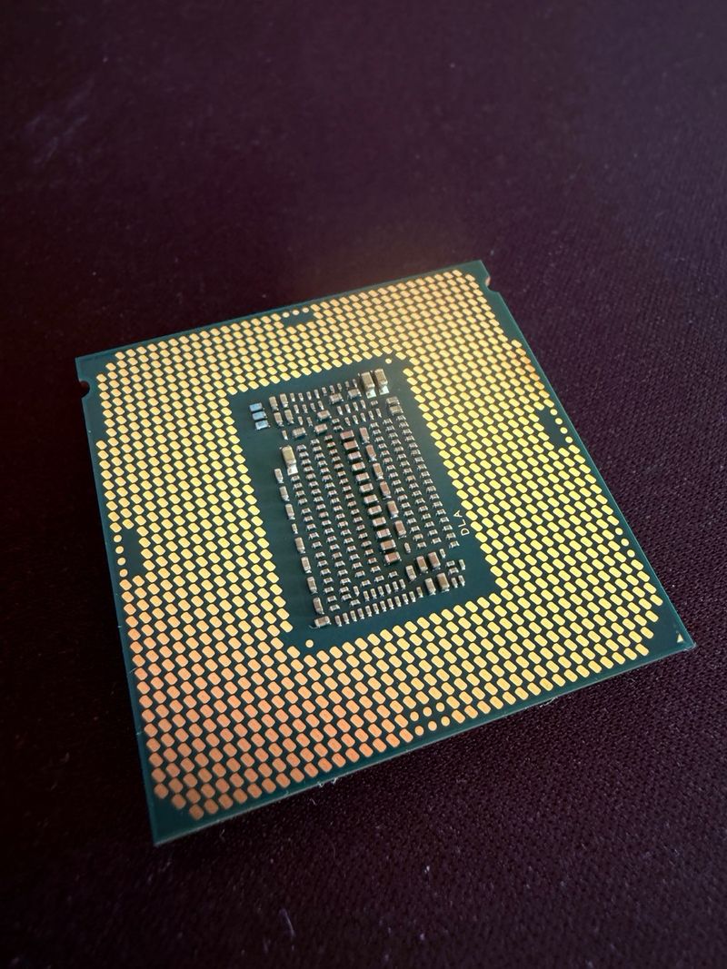 Pack CPU + Placa Base (i5-9600KF + MSI Z390 AC) afbeelding 2