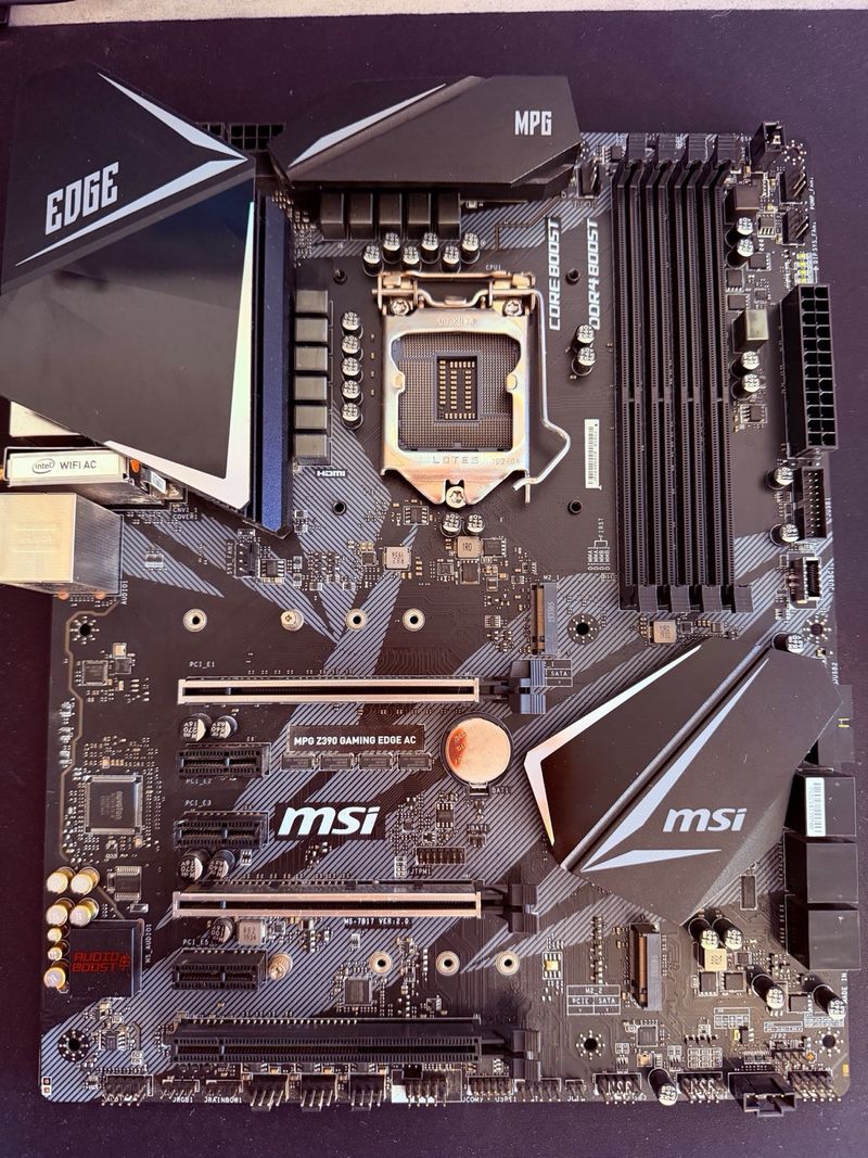 Pack CPU + Placa Base (i5-9600KF + MSI Z390 AC) afbeelding 3