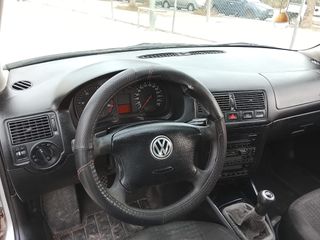 Volkswagen Golf TDI AÑO 2002