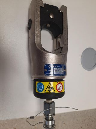 Máquina Hidráulica de Engaste