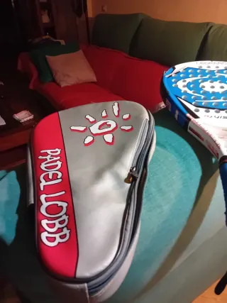 Raquetas Padel Artengo Negra,2 raquetas y 2fundas