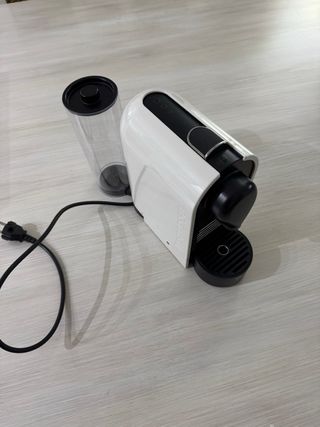 Cafetera Nespresso Krups Blanca