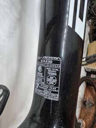 Berria Bravo Carbono MTB