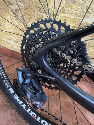 Berria Bravo Carbono MTB