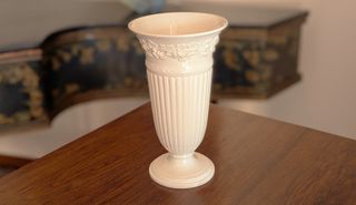 Wedgwood Vaso Queen's Ware in Porcellana anni '50
